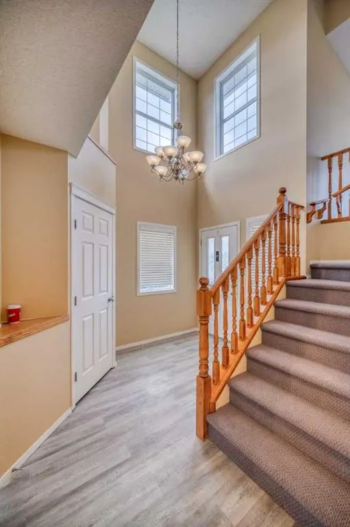 81 Evansmeade Circle NW