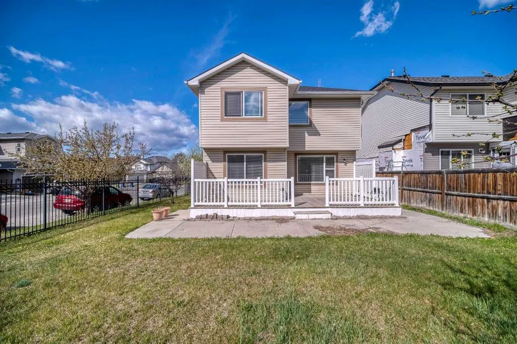 81 Evansmeade Circle NW