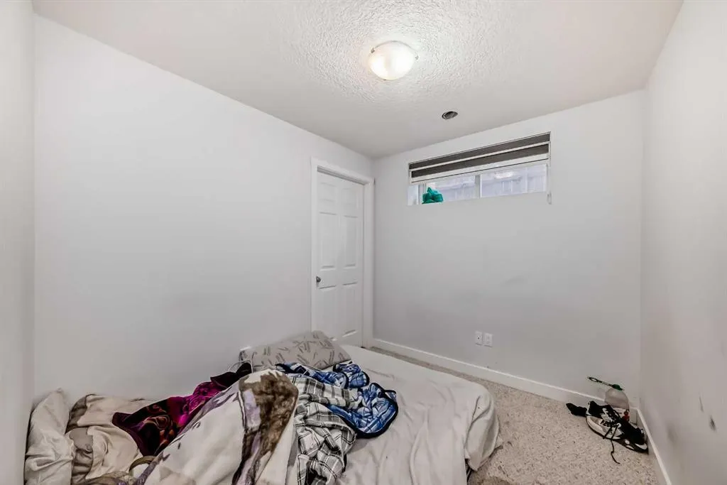 88 Taralea Gardens NE