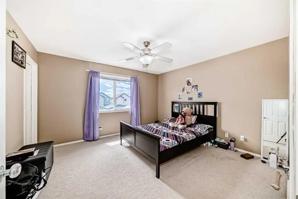 88 Taralea Gardens NE