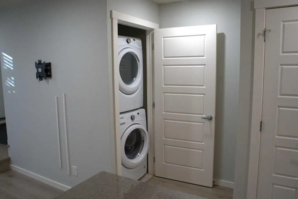 37 St SE, #19456