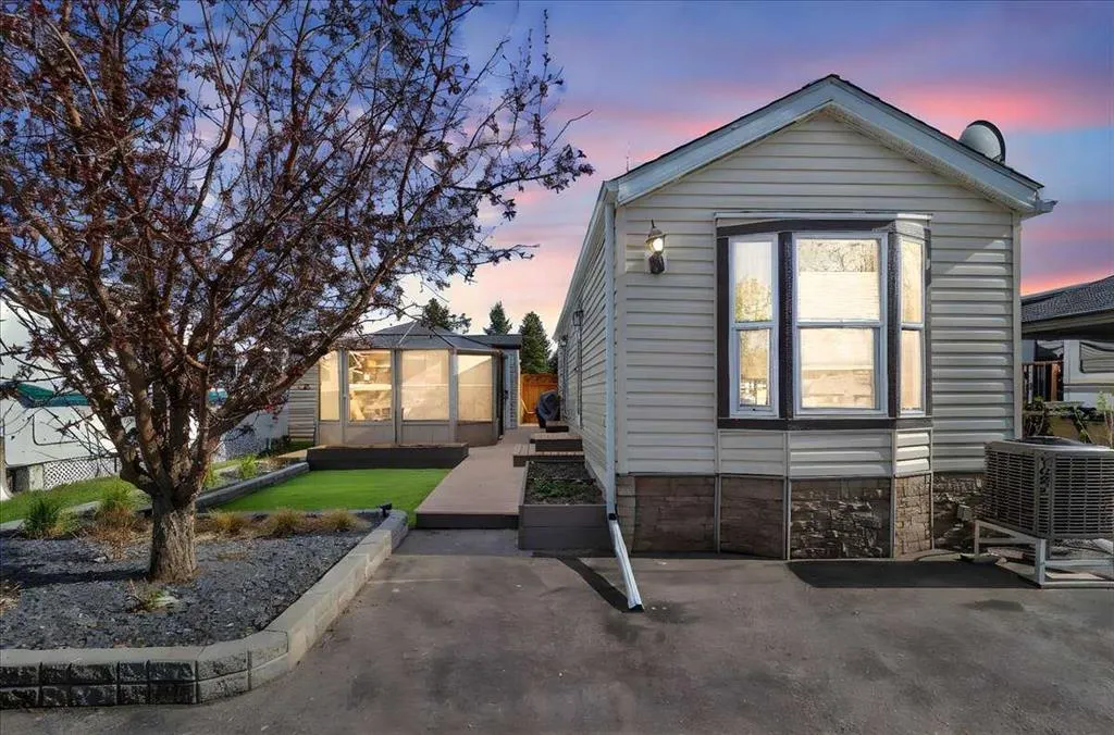 370165 79 Street E, #151