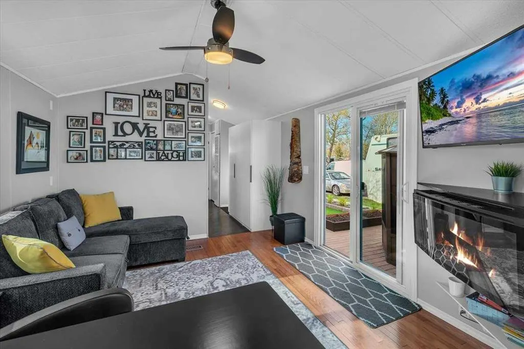 370165 79 Street E, #151