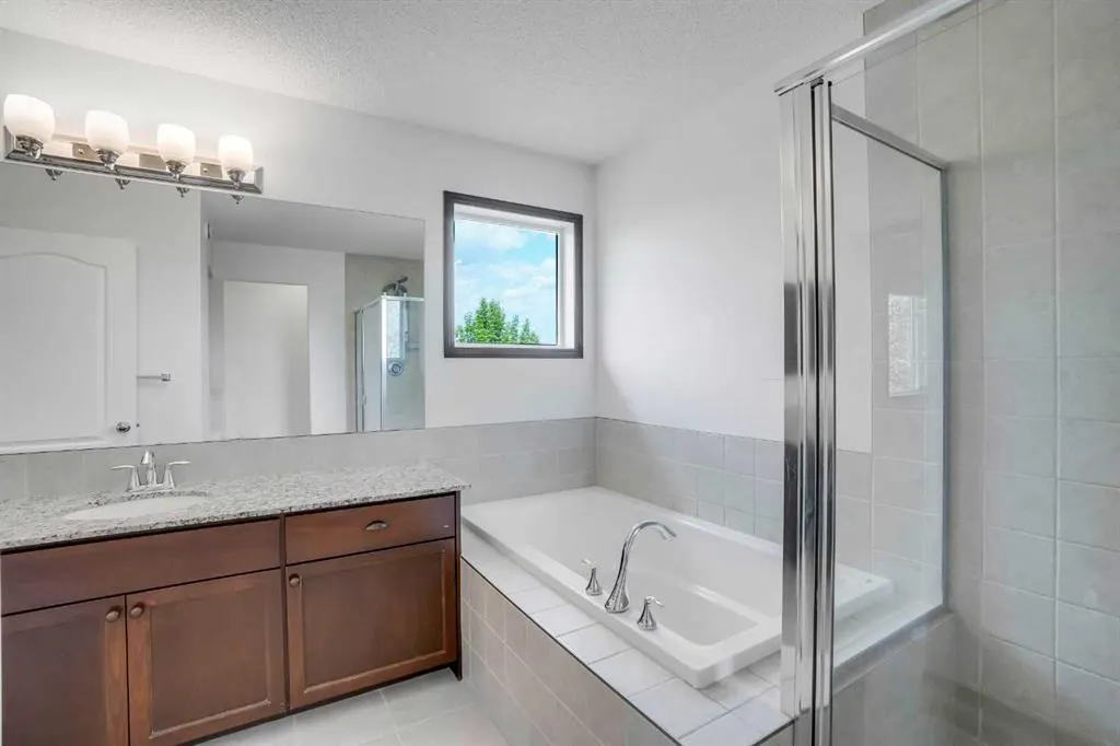 207 Auburn Glen Drive SE