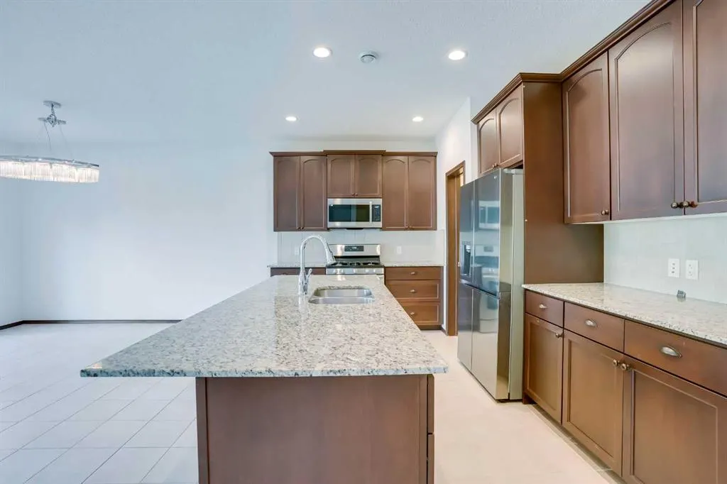 207 Auburn Glen Drive SE