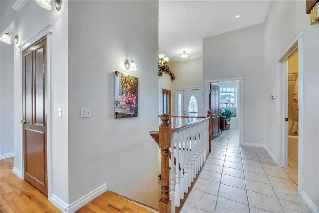 6 Wheeler Place E