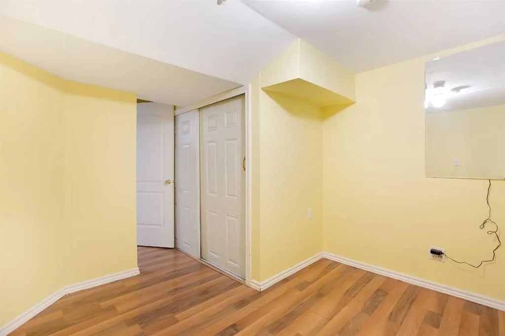 12 Rivervalley Drive SE