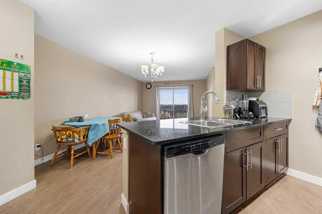 5 Saddlestone Way NE, #409