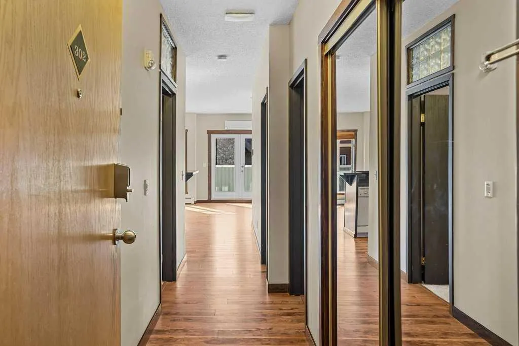 1151 Sidney Street, #302