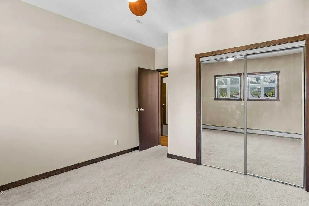 1151 Sidney Street, #302