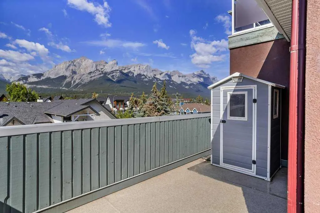 1151 Sidney Street, #302