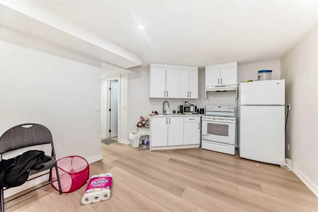 114 Martinbrook Road NE