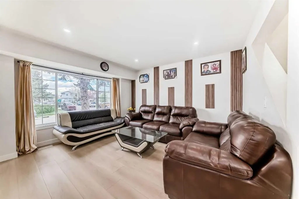 114 Martinbrook Road NE