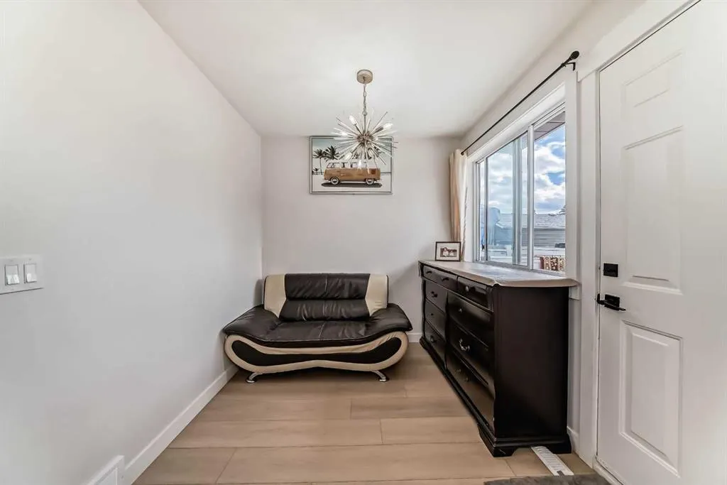 114 Martinbrook Road NE
