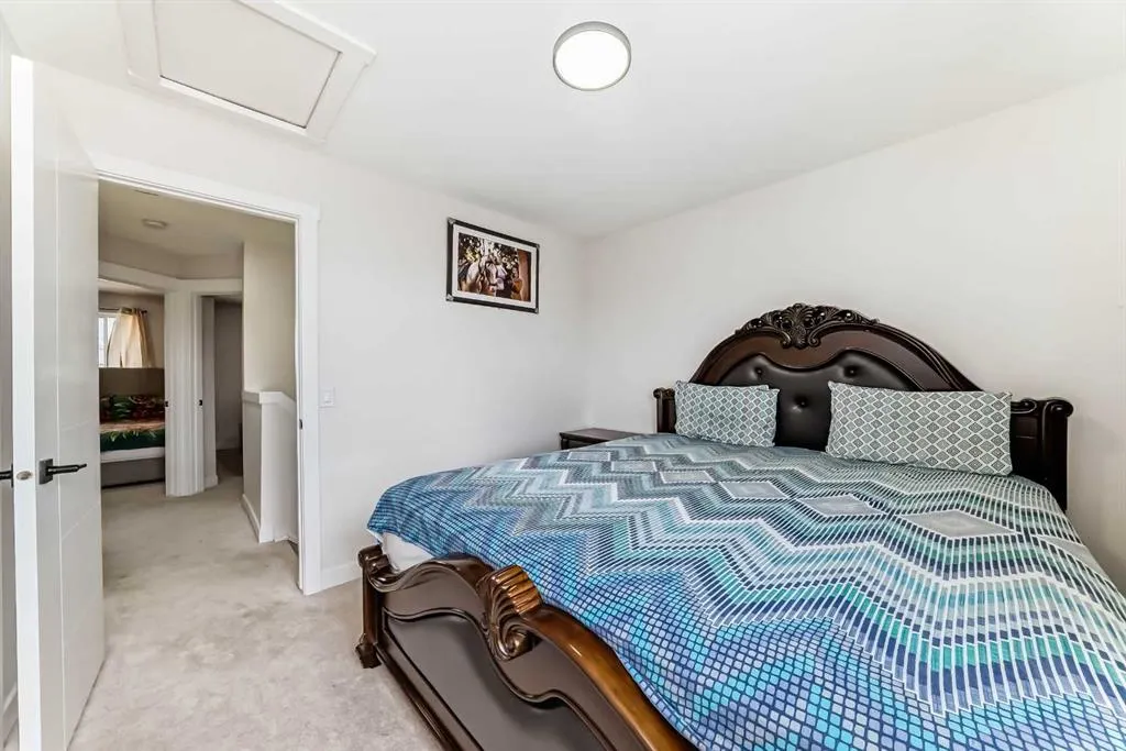 114 Martinbrook Road NE
