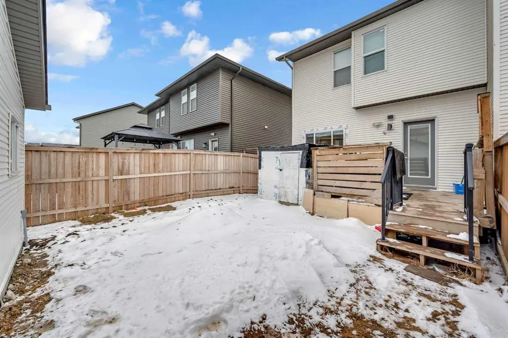220 Savanna Road NE