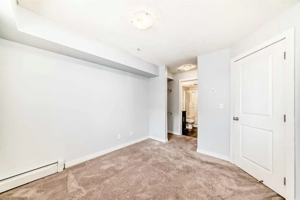 5 Saddlestone Way NE, #205