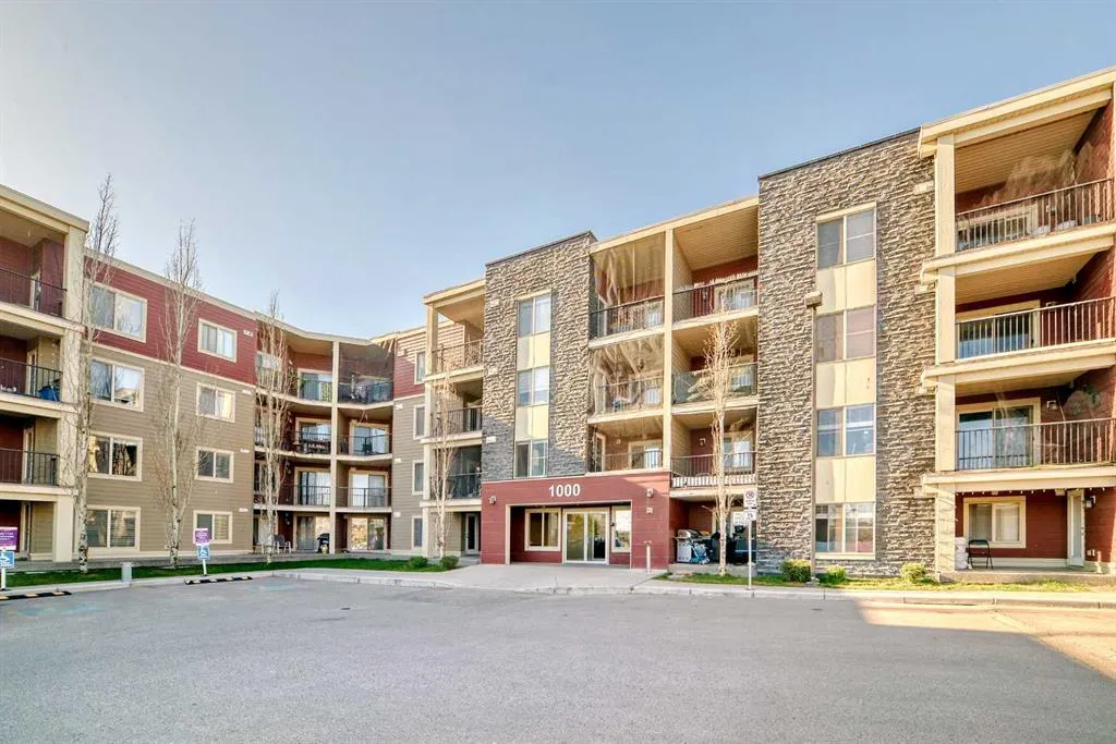 5 Saddlestone Way NE, #205