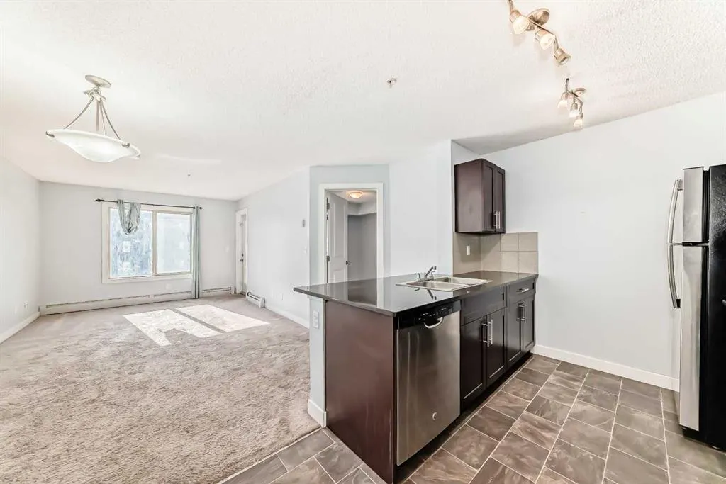 5 Saddlestone Way NE, #205