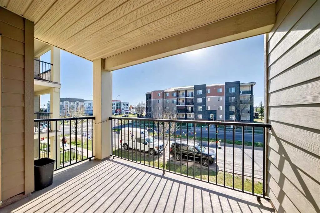 5 Saddlestone Way NE, #205