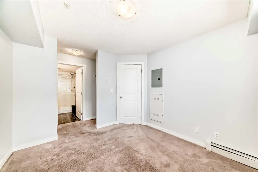 5 Saddlestone Way NE, #205