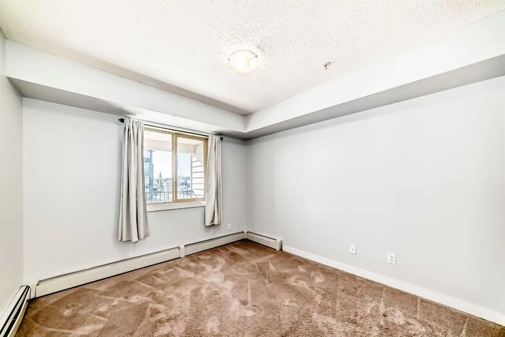 5 Saddlestone Way NE, #205