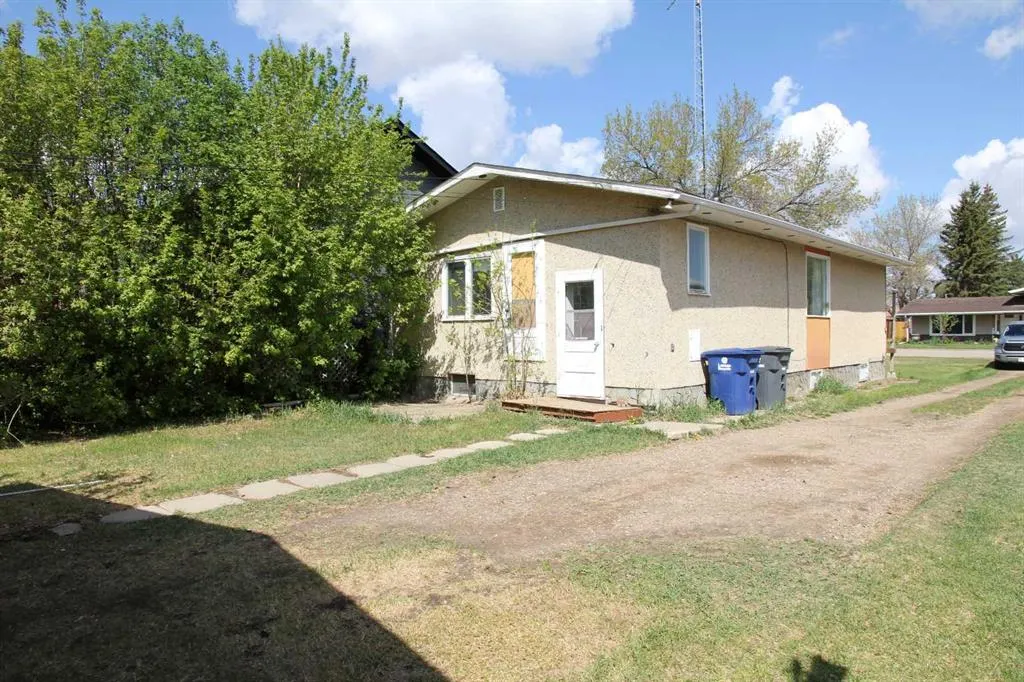 109 5 Avenue W
