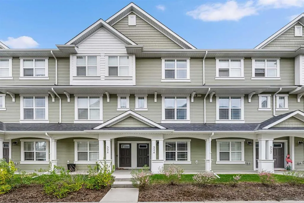 324 Copperstone Manor SE