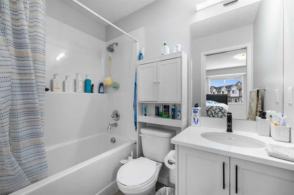 324 Copperstone Manor SE