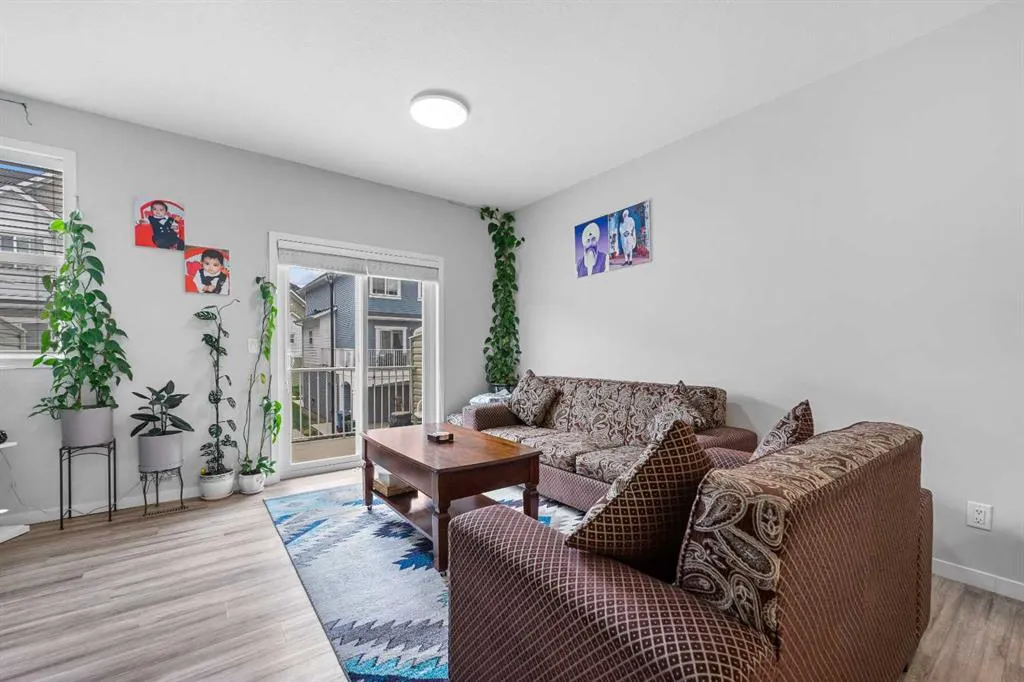 324 Copperstone Manor SE