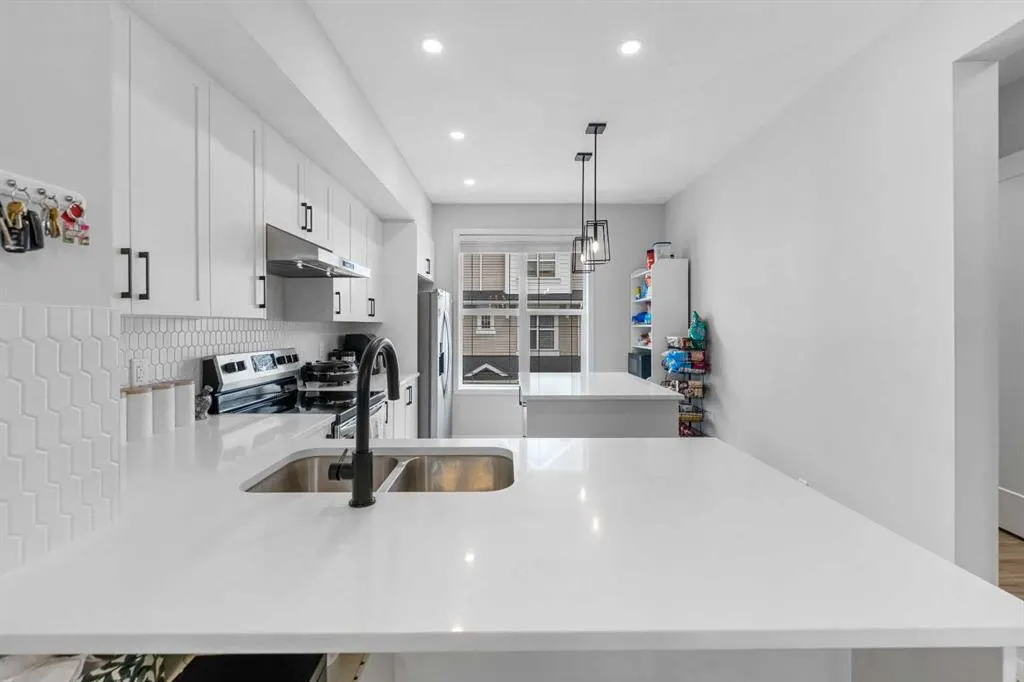 324 Copperstone Manor SE
