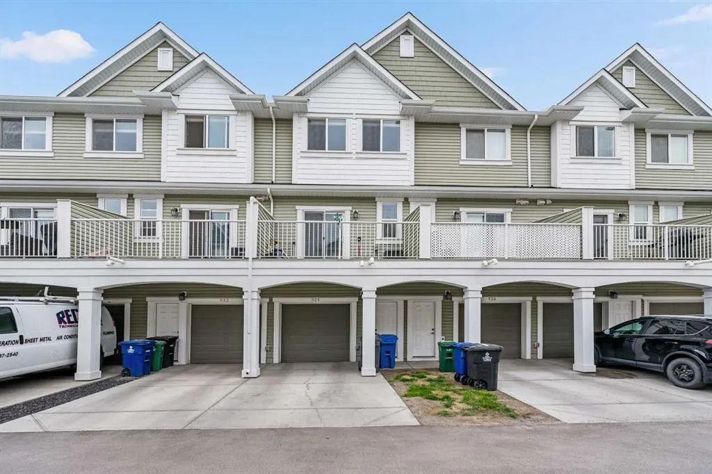 324 Copperstone Manor SE