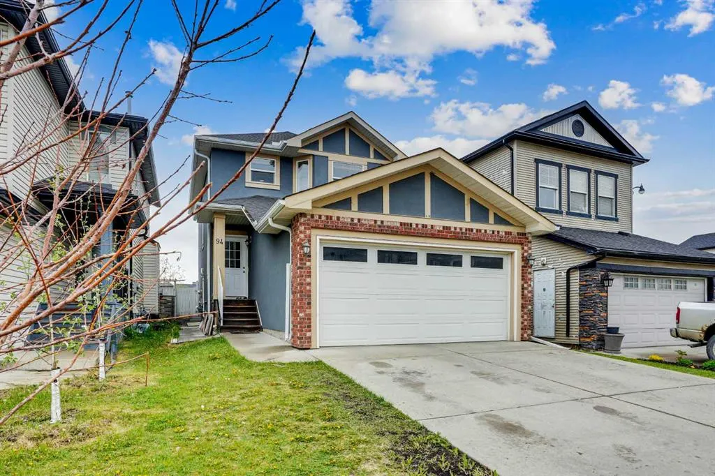 94 Taralake Way NE