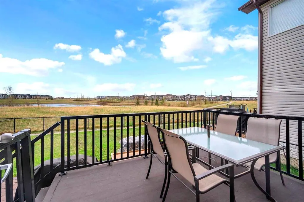 116 Skyview Shores Manor NE