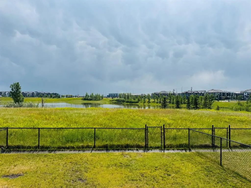 116 Skyview Shores Manor NE