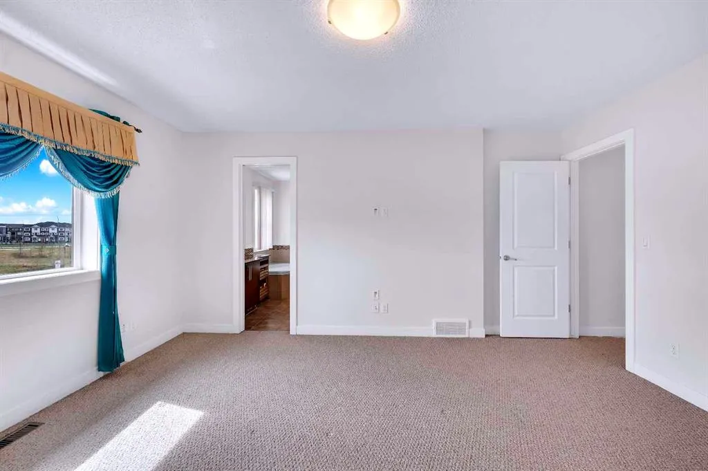 116 Skyview Shores Manor NE