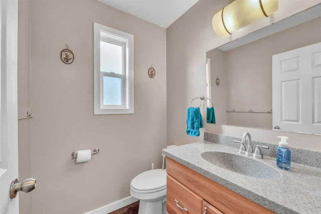 270046 Township Road 284