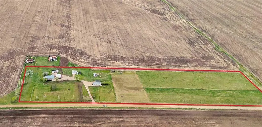 270046 Township Road 284