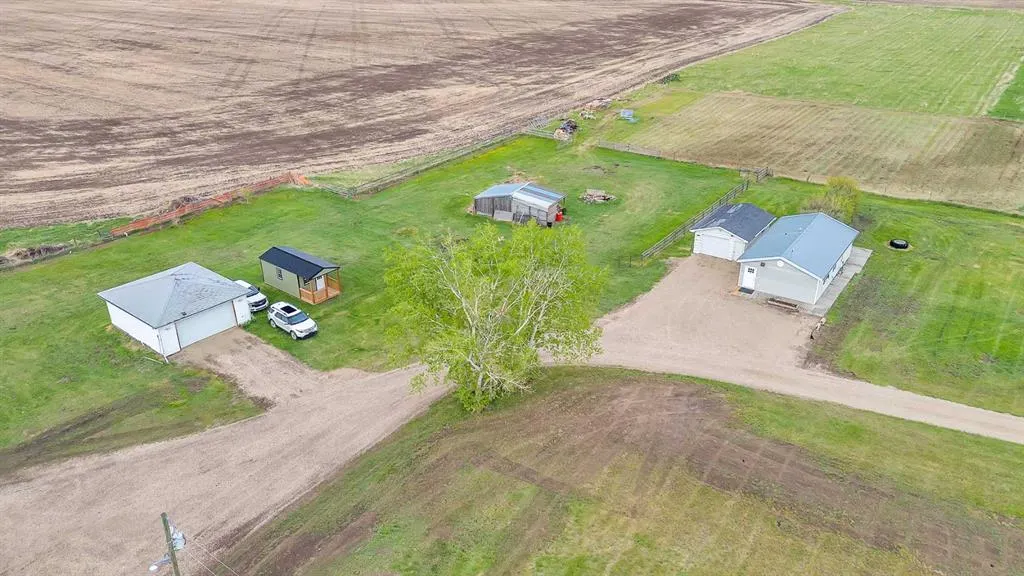 270046 Township Road 284