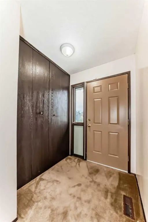 3859 51 Ave Close