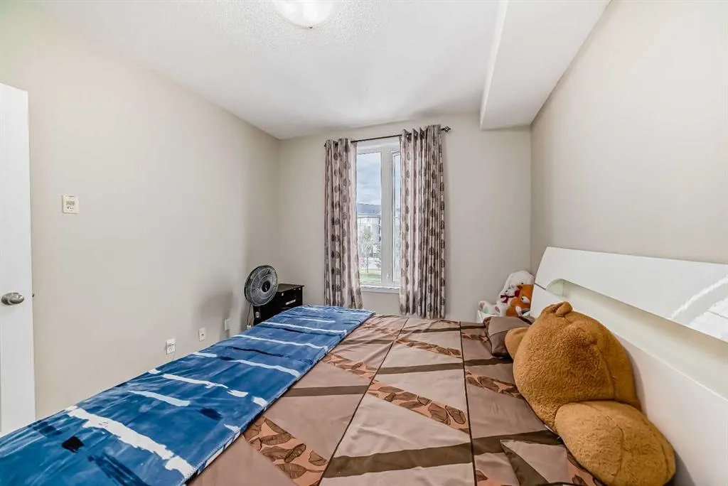 333 Taravista Drive NE, #1215