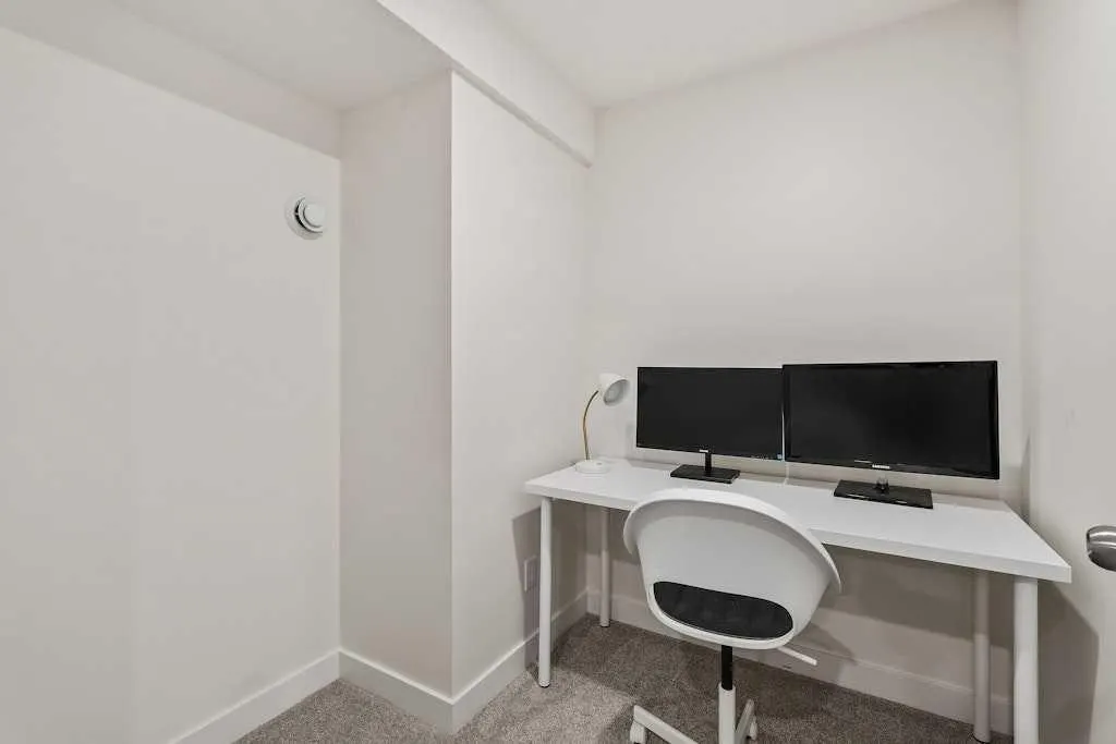 59 Cranfield Manor SE