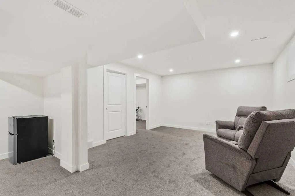 59 Cranfield Manor SE