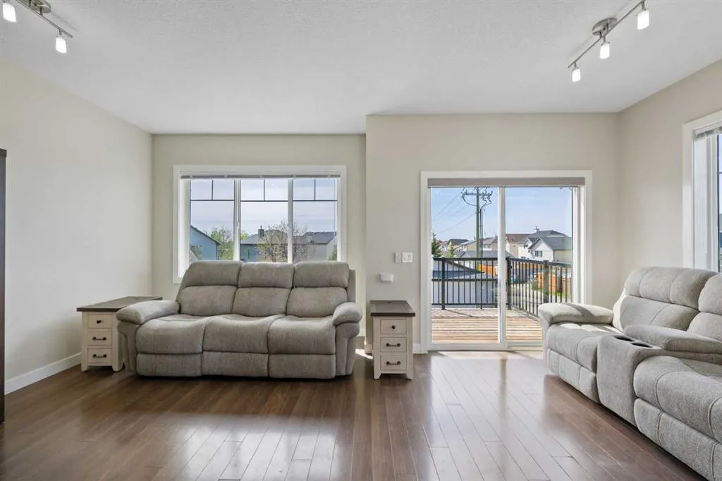 333 Taralake Way NE, #3101