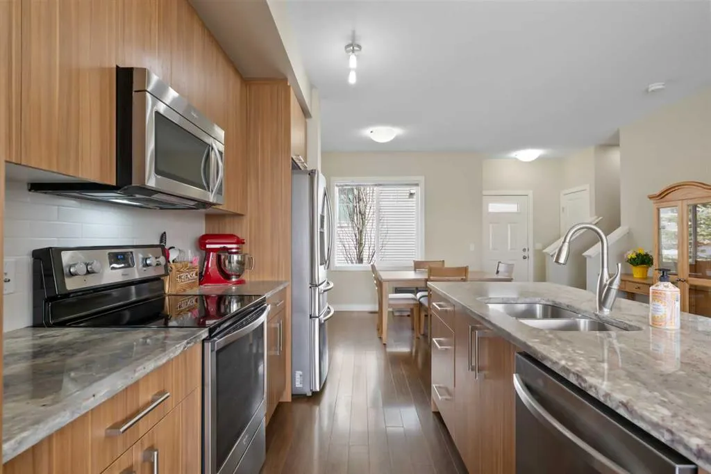 333 Taralake Way NE, #3101