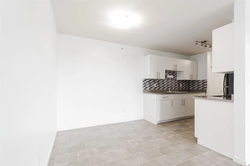 201 Abasand Drive, #1328