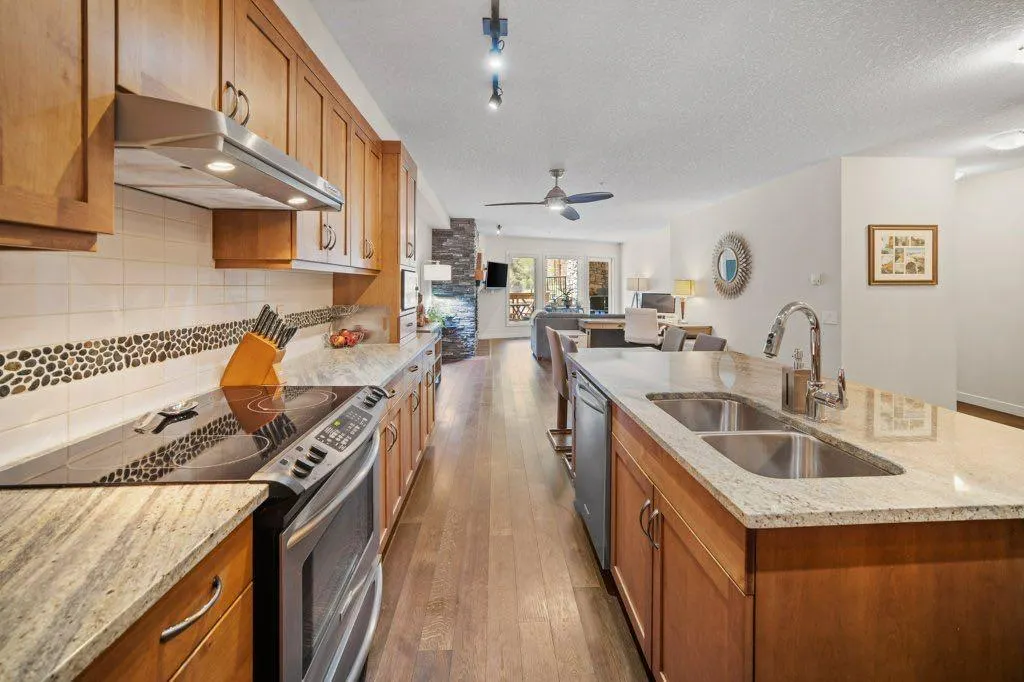 106 Stewart Creek Landing, #111