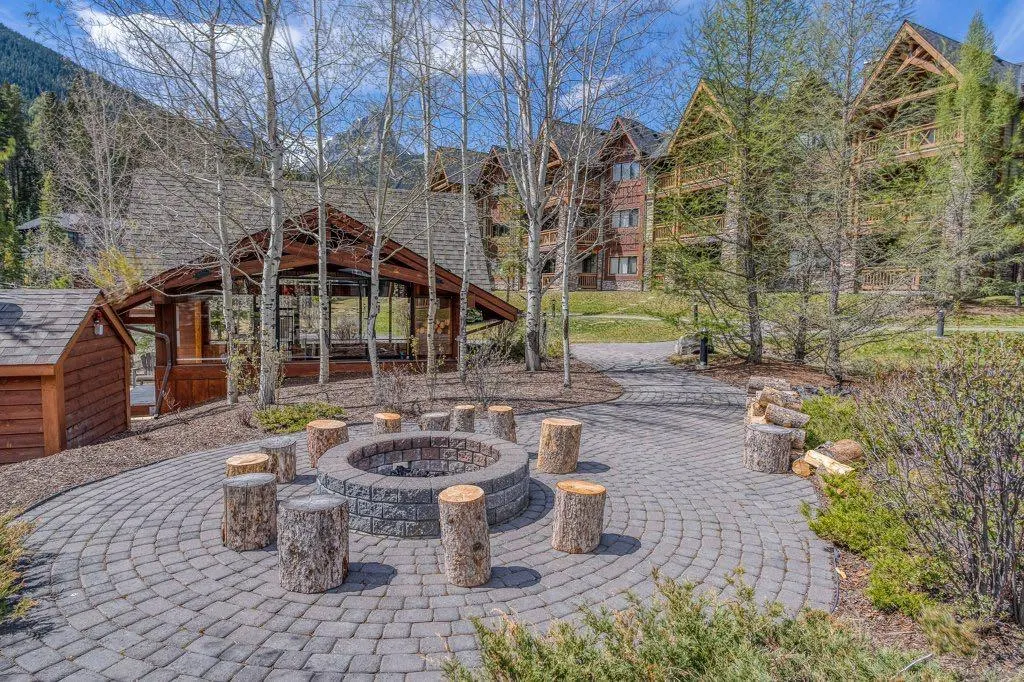 106 Stewart Creek Landing, #111