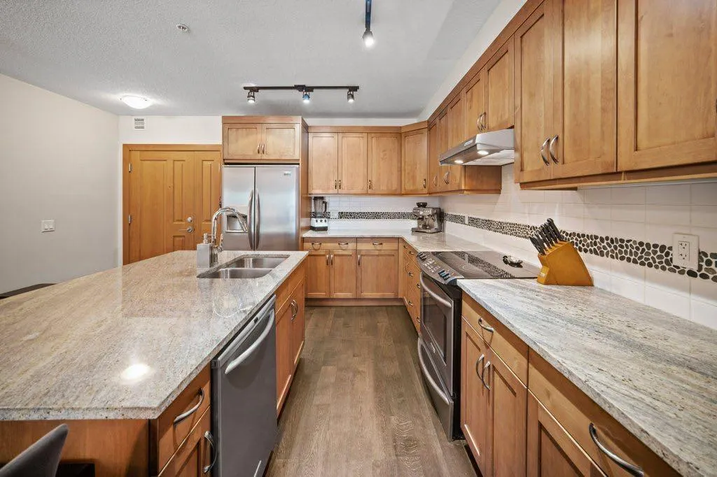 106 Stewart Creek Landing, #111