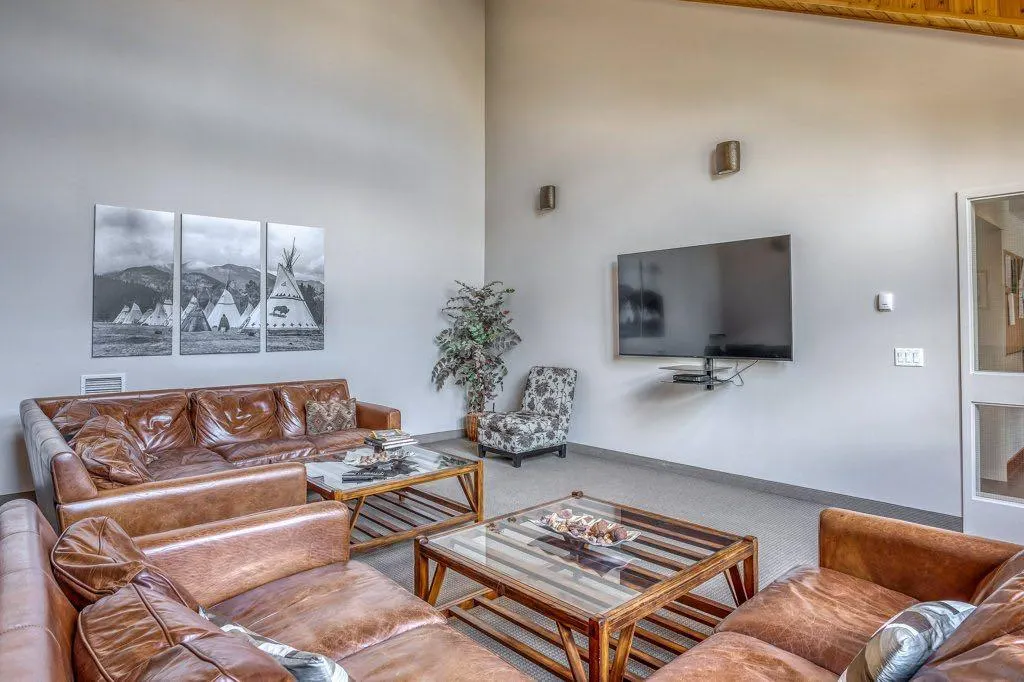 106 Stewart Creek Landing, #111